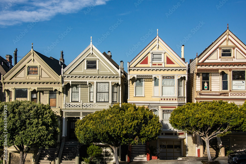 The famous Painted Ladies Victorian postcard row homes, San Francisco, California, U. S. A. 