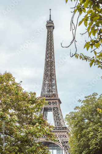 eiffel tower