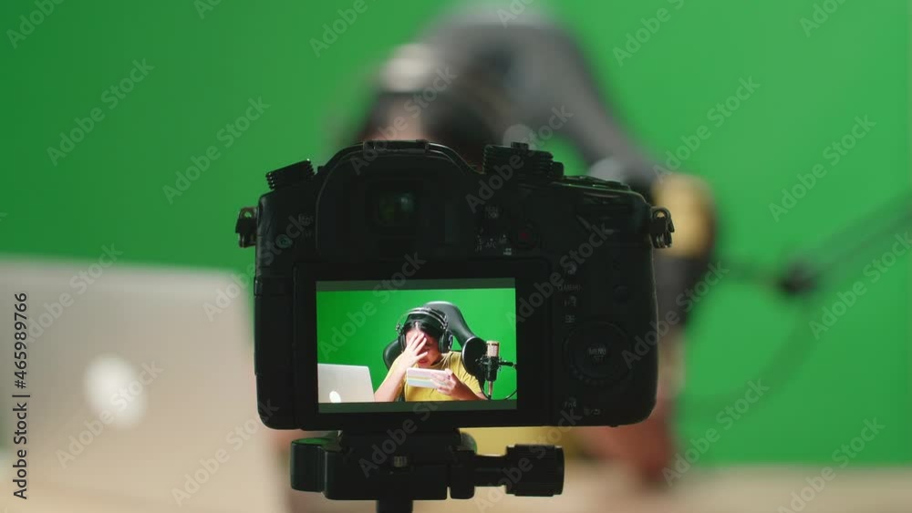 Camera Display Of Asian Kid Girl Playing Video Game With Mobile Phone Then Lose The Game While Live Stream On Green Screen
Camera Display Of Asian Kid Girl Playing Video Game With Mobile Phone Then Lose The Game While Live Stream On Green Screen