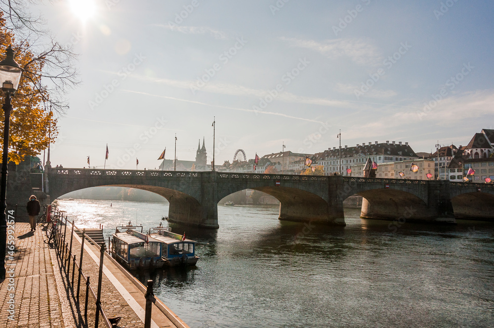 Basel, Rhein, Rheinbrücke, Altstadt, Münster, Kleinbasel, Rheinufer, Boote, Stadt, Altstadthäuser, Grossbasel, Herbst, Herbstmesse, Riesenrad, Herbstfarben, Schweiz Basel, Rhein, Rheinbrücke, Altstadt, Münster, Kleinbasel, Rheinufer, Boote, Stadt, Altstadthäuser, Grossbasel, Herbst, Herbstmesse, Riesenrad, Herbstfarben, Schweiz