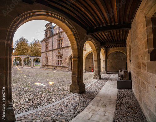 Brive la Gaillarde (Corrèze, France) - Vue panoramique automnale du musée Labenche (musée des beaux arts)