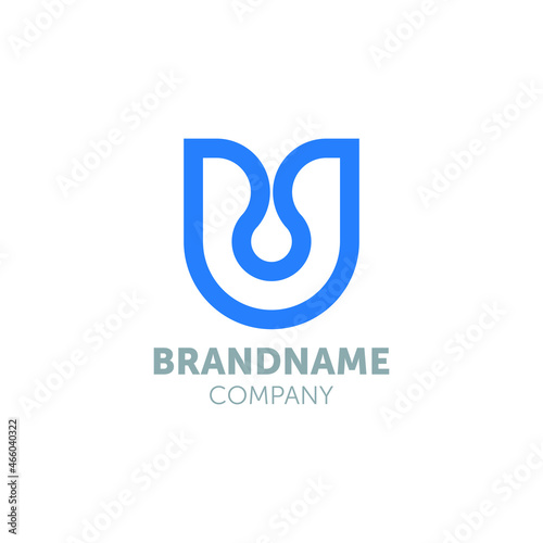 u logo design with drop