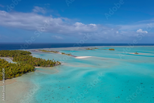 Fakarava Tuamotu island turquoise lagoon © Tell Death I'm Busy