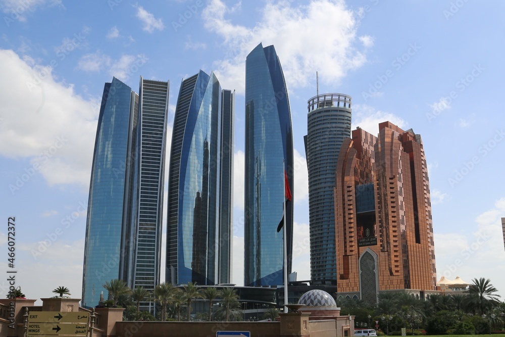 Obraz premium city buildings