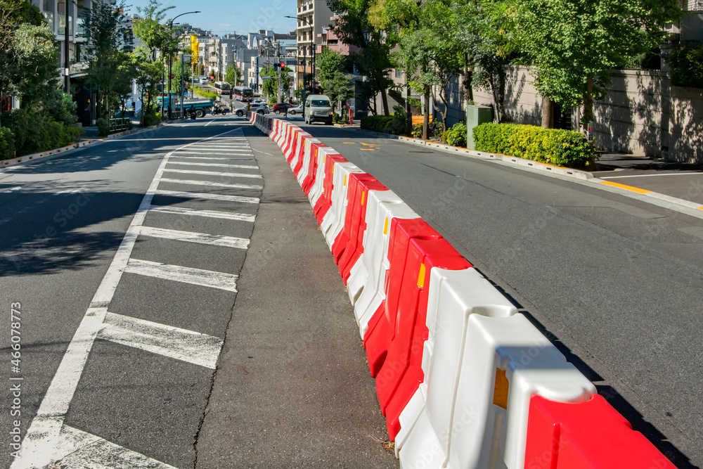 道路中央分離帯とは _ 中央分離帯 構造図 – SEBEN