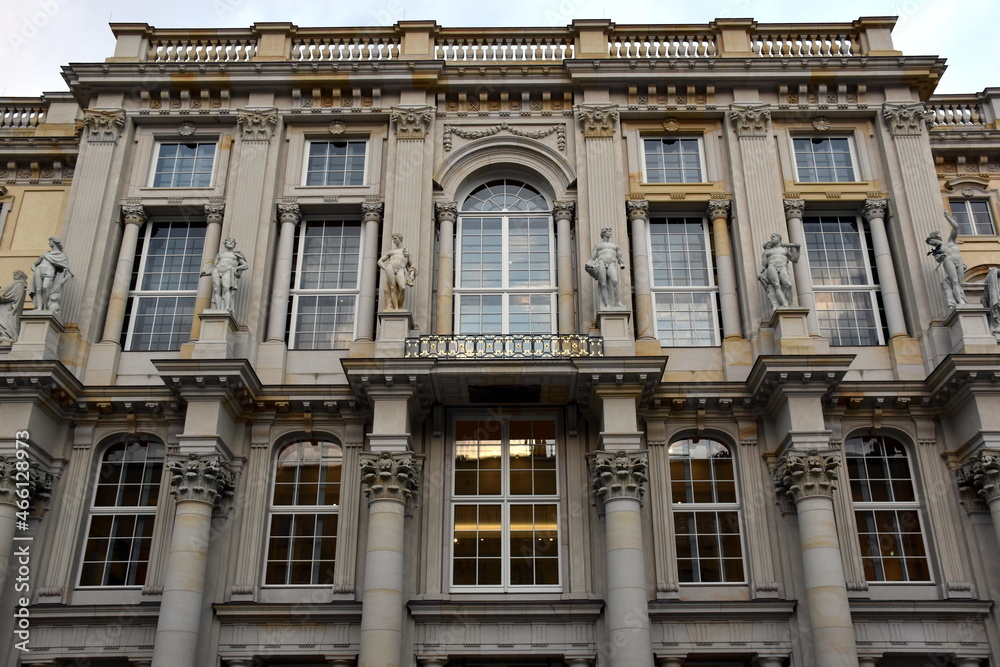 Fassade des Humboldt Forums in Berlin