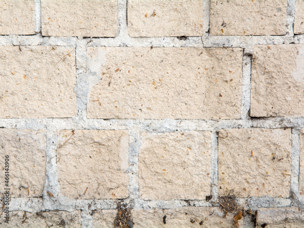 Naklejka premium Weathered vintage brickwall with copyspace 