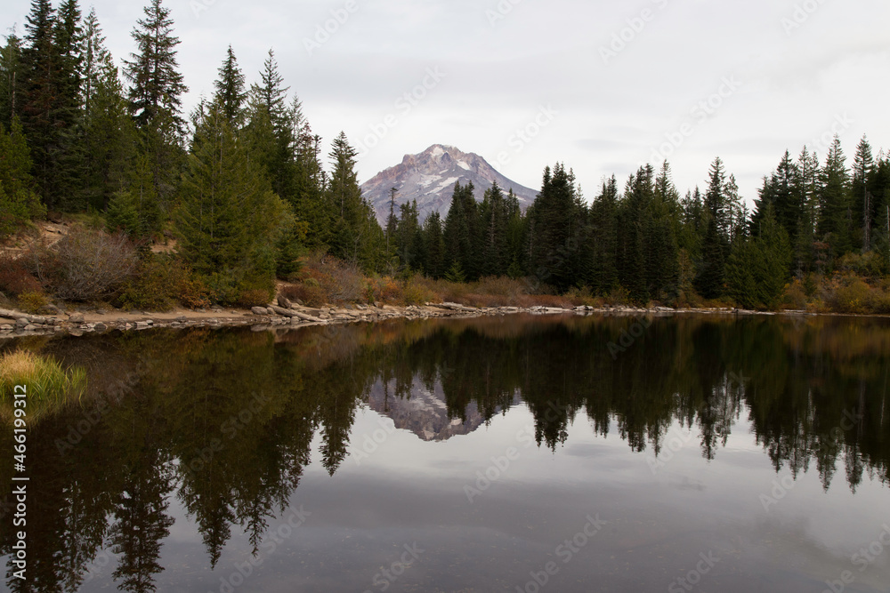 Mirror lake and Mount Hood