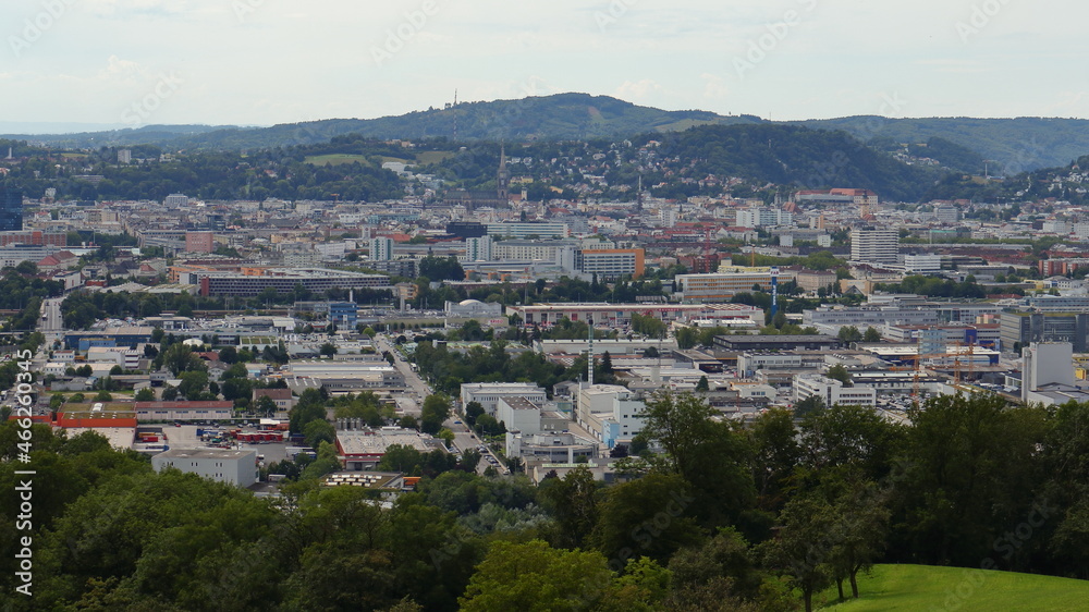 Blick über Linz vom Pfenningberg aus gesehen