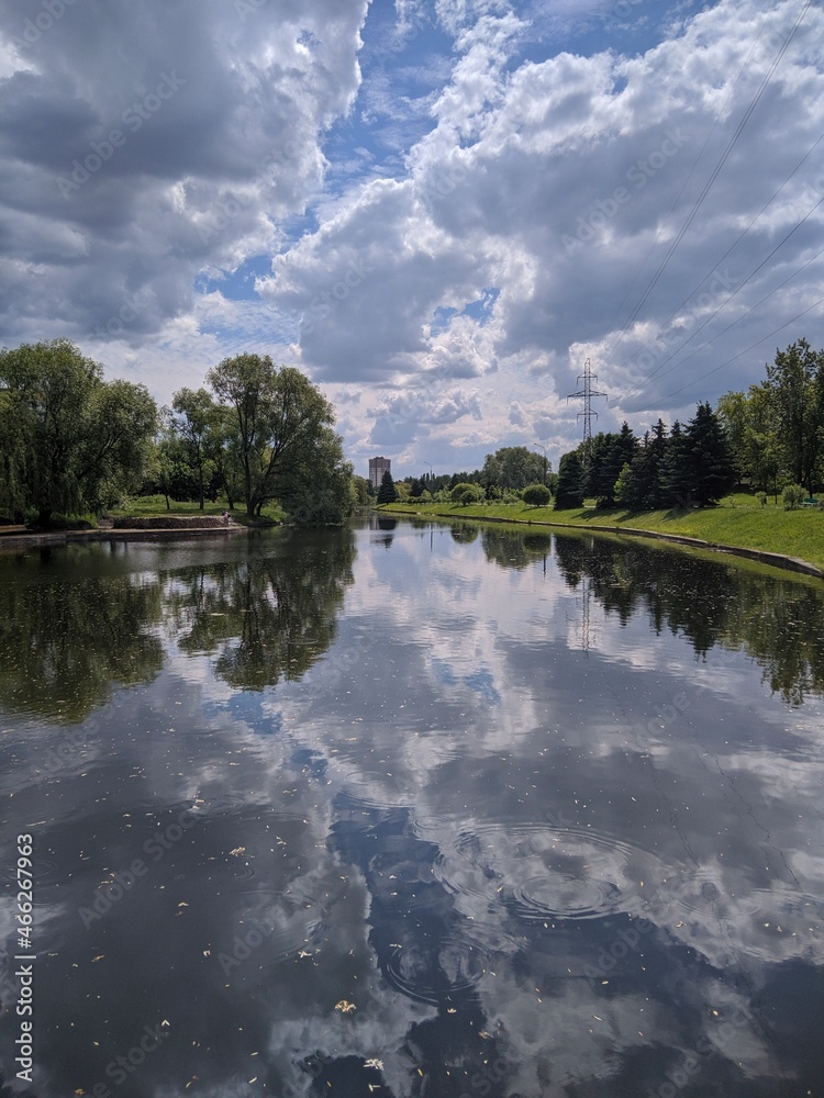 Fototapeta premium lake in the park