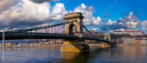 Szechenyi Chain bridge over Danube river, Budapest, Hungary.