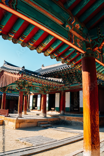 Obraz na płótnie Jeonju Hanok Village Gyeonggijeon Hall in Jeonju, Korea w salonie