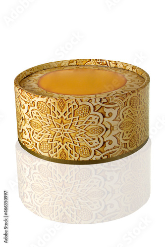 round gift box, with an openwork ornament.