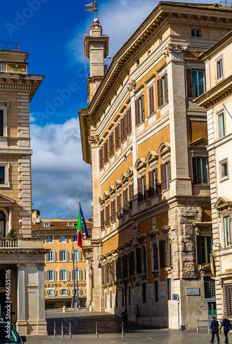 Roma, i palazzi della Politica: Montecitorio, Palazzo Chigi e il Quirinale © alessandrogiam