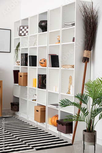 Modern book shelf in room d...
