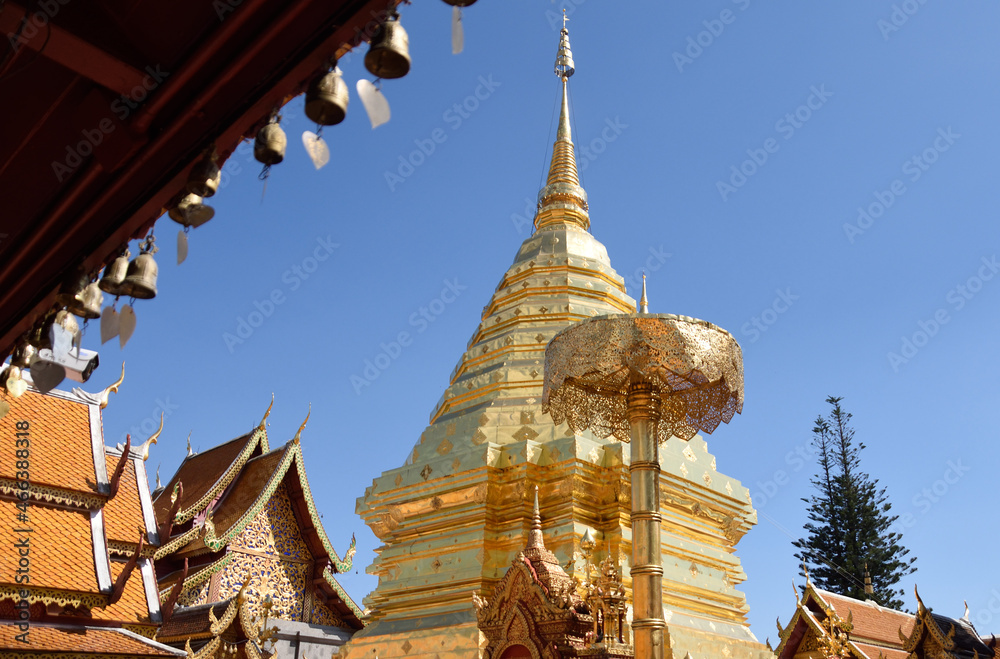 Fototapeta premium Doi Suthep pagoda in Thailand,beautiful bhudhist temple.