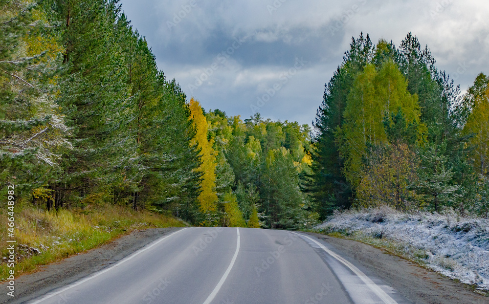 Naklejka premium Трасса Миасс-Златоуст