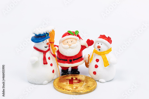 Cryptocurrency trading does not stop during the New Year holidays © berkut_34