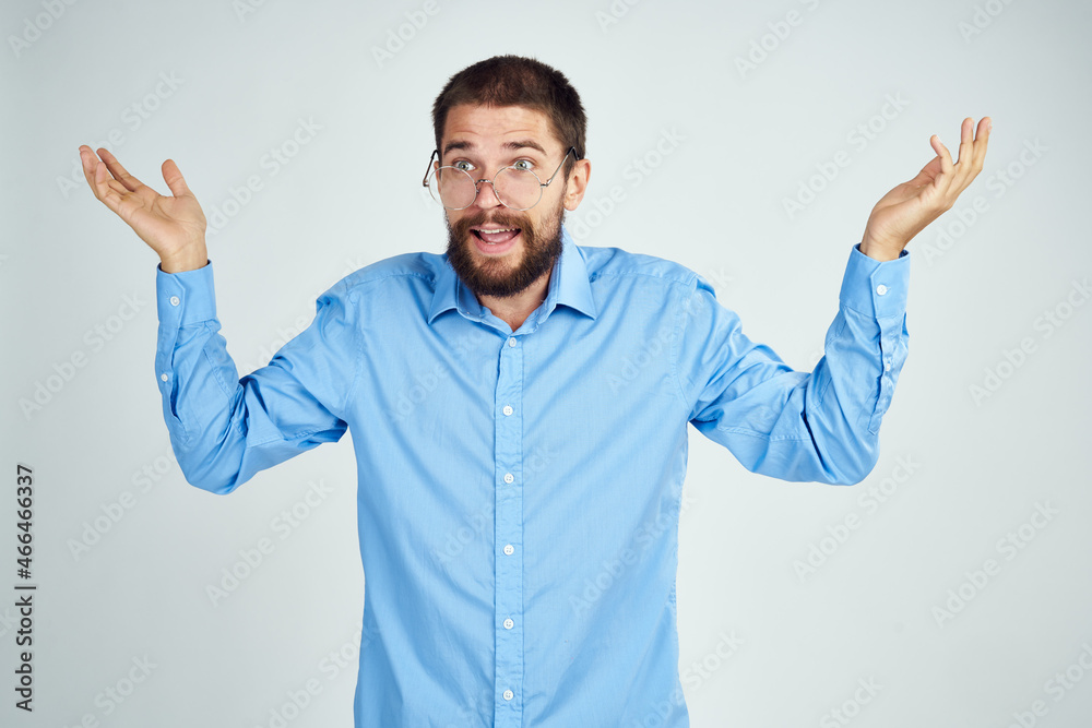 Fototapeta premium manager wearing glasses posing office work light background