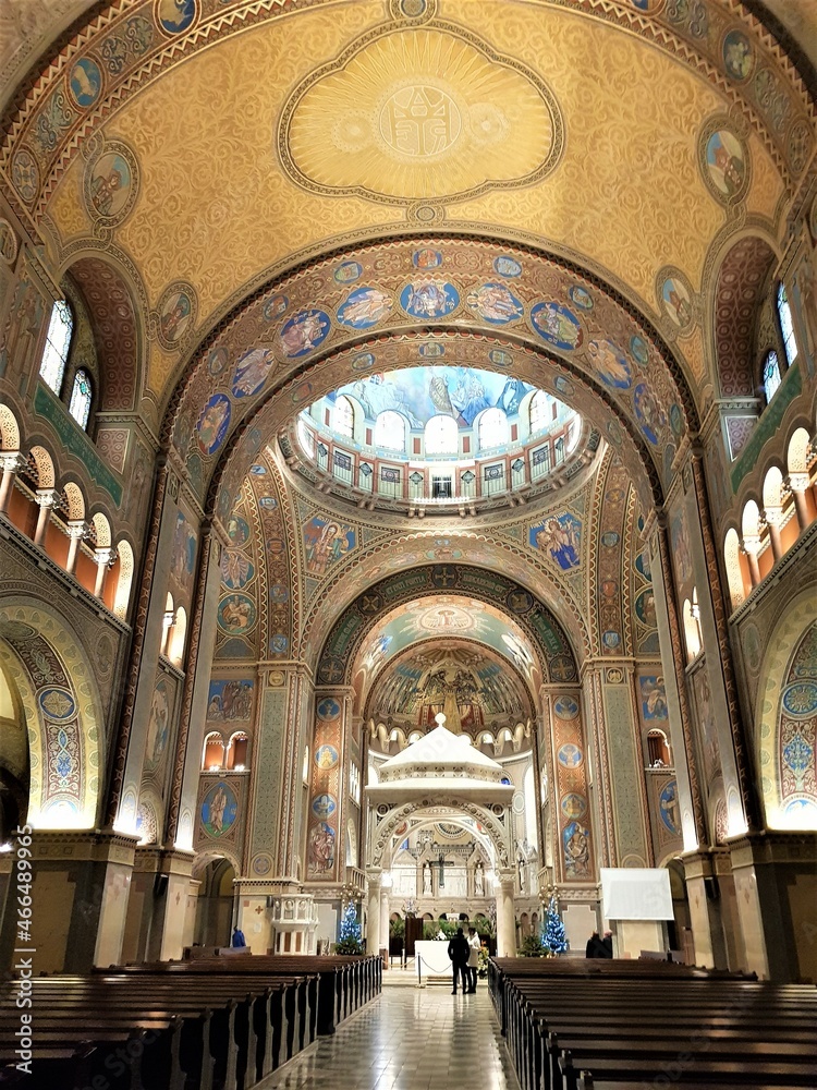 Fototapeta premium interior of the cathedral 