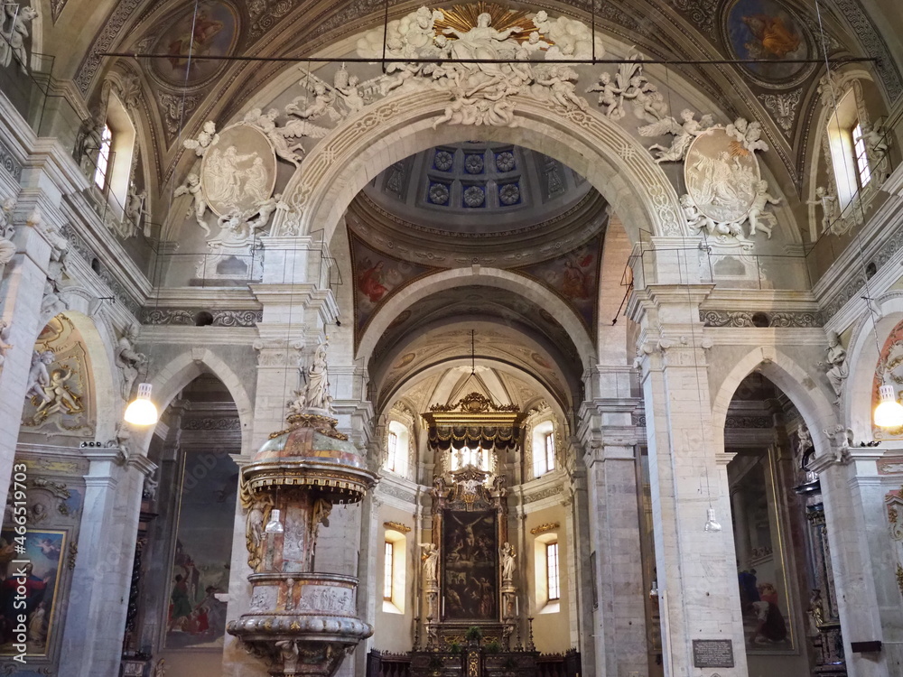 Fototapeta premium Interior of church of Saints Peter, Stephen in Bellinzona, Switzerland