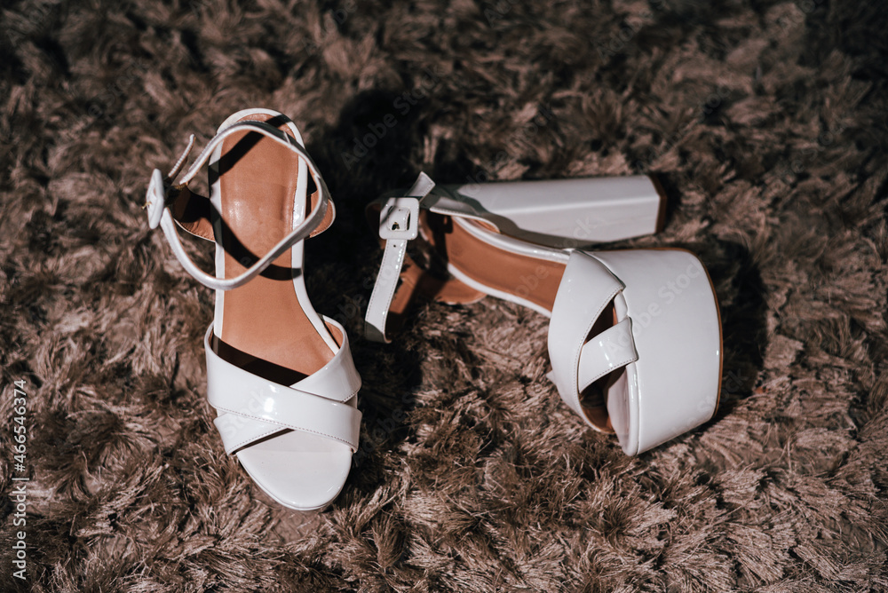 bride's day accessories shoes for the bride to wear during wedding