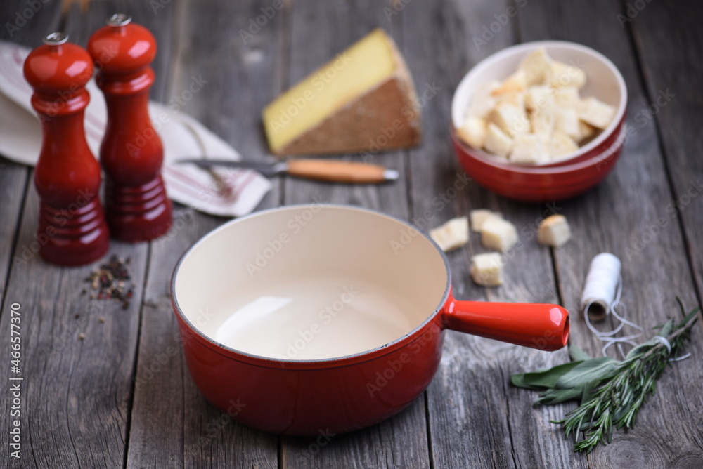 Preparation of Fondue to New Year's Eve Preparation of Fondue to New Year's Eve