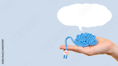 brain next to dialogue clou...