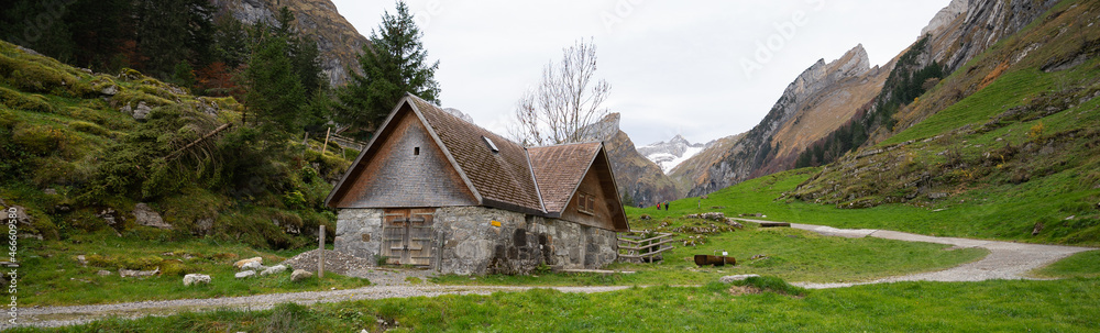 Ebeanalp, Seealpsee, Wildkirchli are the sun terrace of the alpstein. Mountainfuls of climbing routes. It is also the ideal starting point for hiking into the impressive, amazing Alpstein region