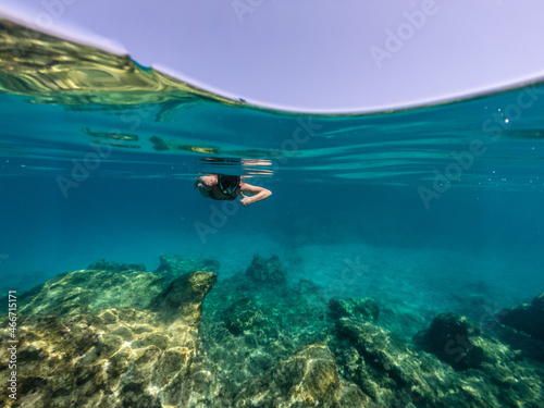 Fototapeta Naklejka Na Ścianę i Meble -  Underwater photo of woman snorkeling