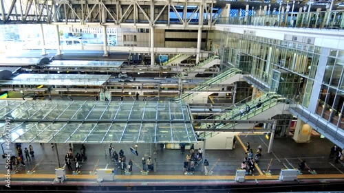 大阪駅の風景 タイムラプス撮影 2021.10 photo