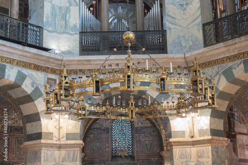 Фотография Aachener Dom: Barbarossa Leuchter