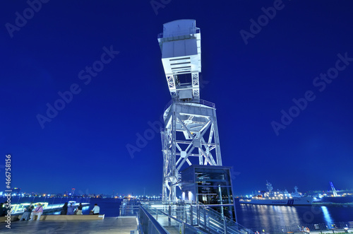 横浜市みなとみらいに有るハンマーヘッドパークからの夜景