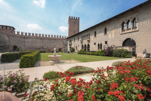 Verona. Cortile del museo di Castelvecchio