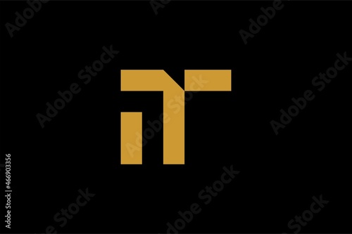 Letter IT logo design vector. TI monogram logo symbol.