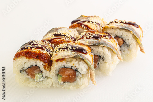 Japanese tradtional roll with eel