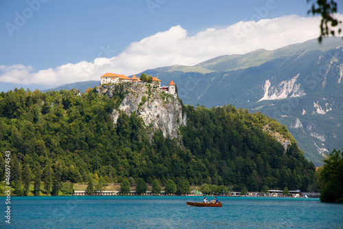 Burg von Bled in Slowenien photo