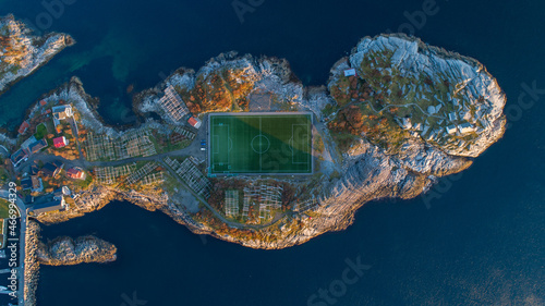 Fotografiet the Henningsvaer Stadion on an island in lofoten