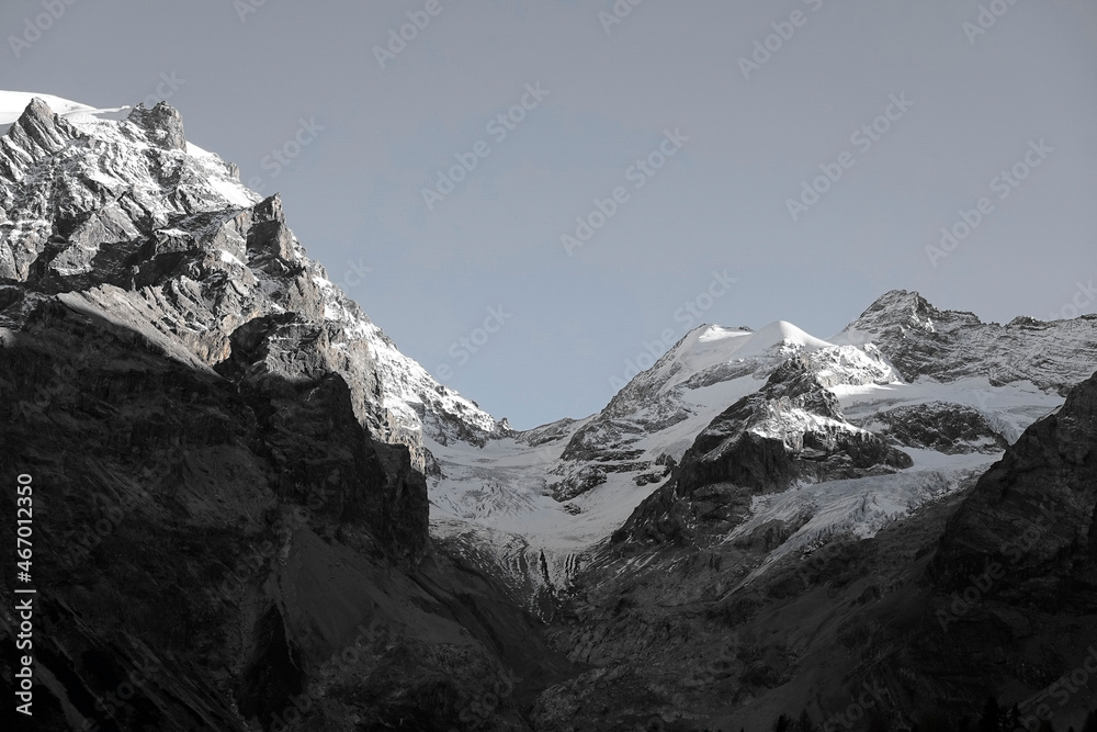 Fototapeta premium The Ortler Alps near Sulden (South Tyrol, Italy) on a sunny October day in autumn (Ortler, Koenigspitze, Gran Zebru), Italy, Europe 