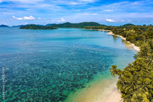 Koh Mak tropical island and its paradise beach near koh Chang, Trat, Thailand © pierrick