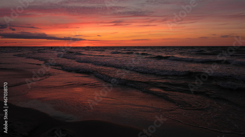 Zachód słońca nad morzem Bałtykiem