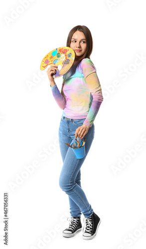 Young female artist with to...