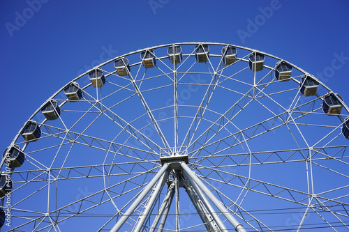 Ferris wheel Ferris wheel with closed cabins
