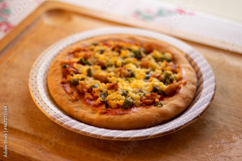 Pizza with cheese & crispy crust