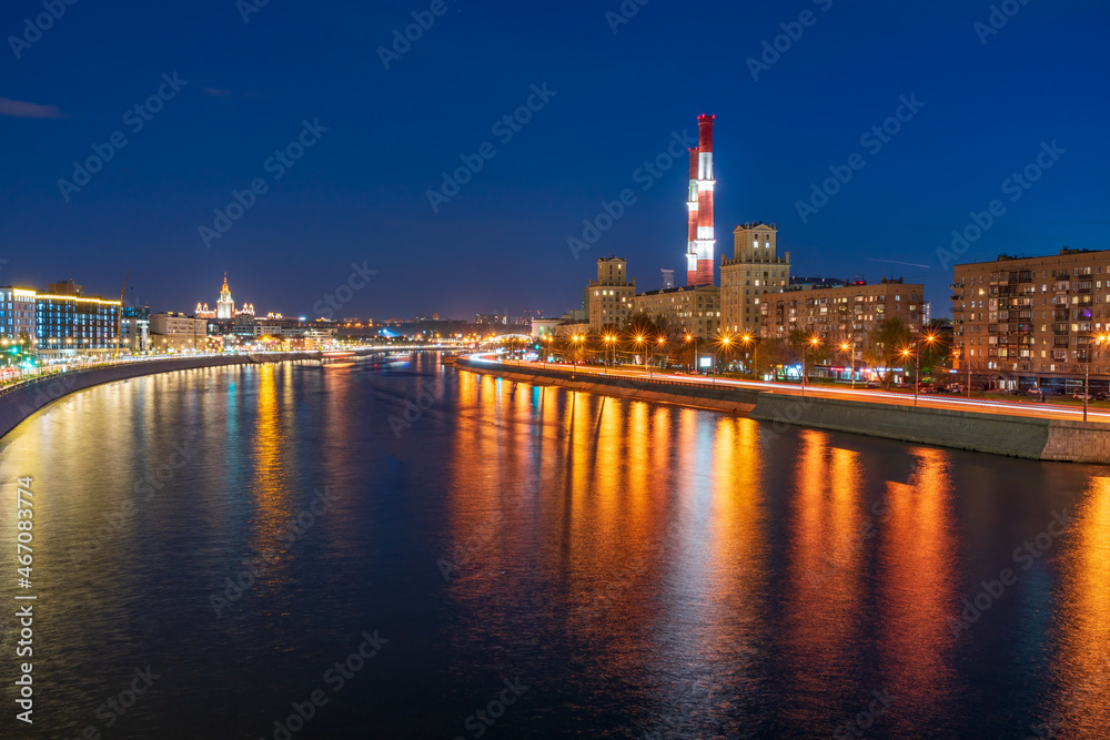 Fototapeta premium View on the Moscow river, Berezhkovskaya and Savvinskaya embankments in the evening, summer urban cityscape