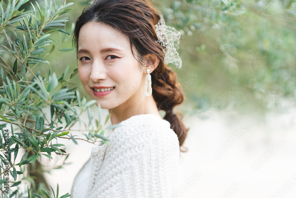 ウェディングドレスを着た花嫁