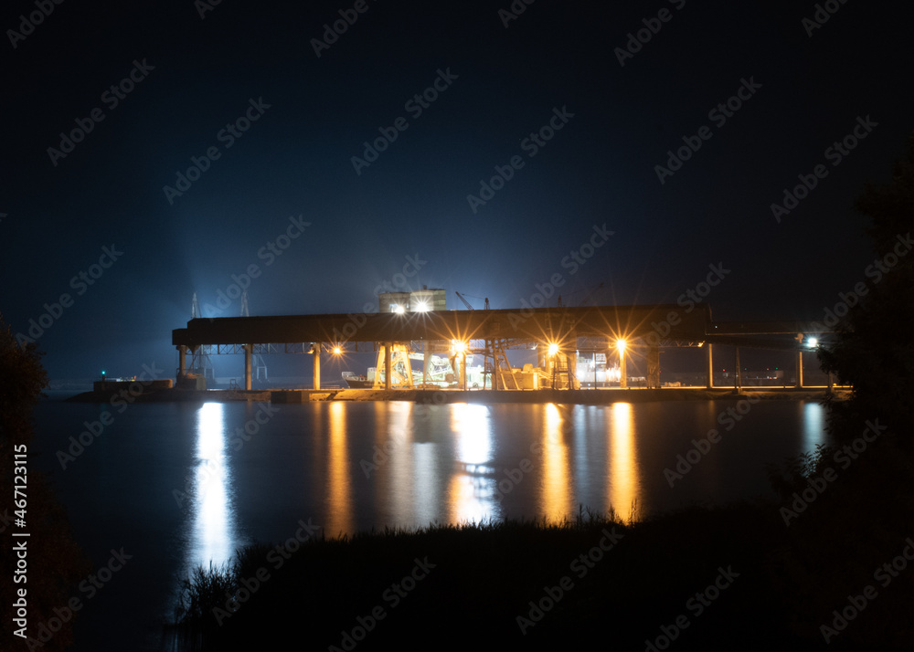 Naklejka premium Puerto industrial