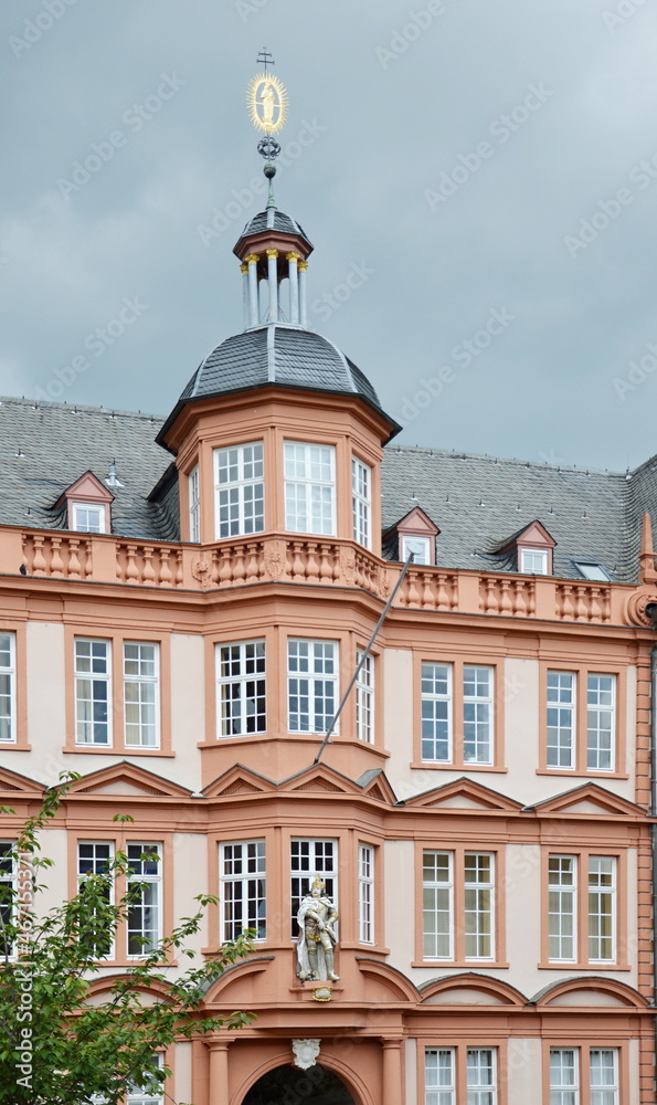 Historisches Bauwerk in der Altstadt von Mainz, Rheinland - Pfalz