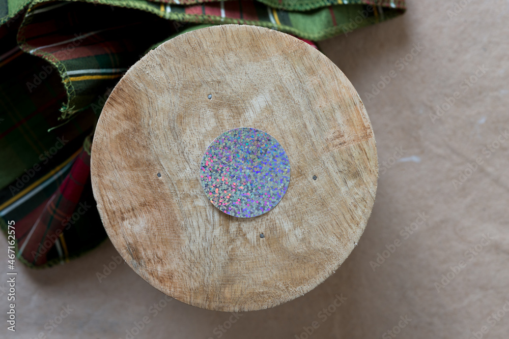 Naklejka premium spool with cloth ribbon and glitter paper circle