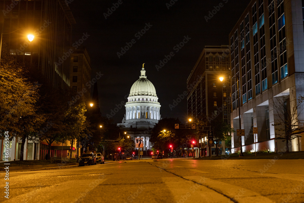 The Wisconsin State Capitol Building at night